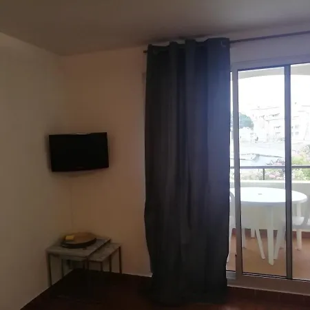Cap D 'agde 5 Personnes, Vue Chenal Apartamento *