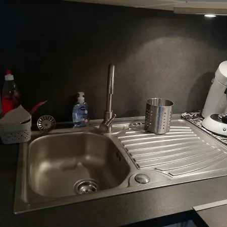 Cap D 'agde 5 Personnes, Vue Chenal