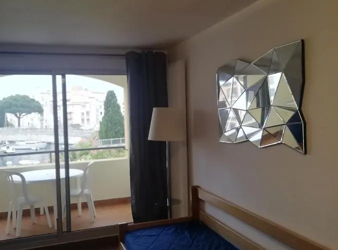 아파트 Cap D 'agde 5 Personnes, Vue Chenal *